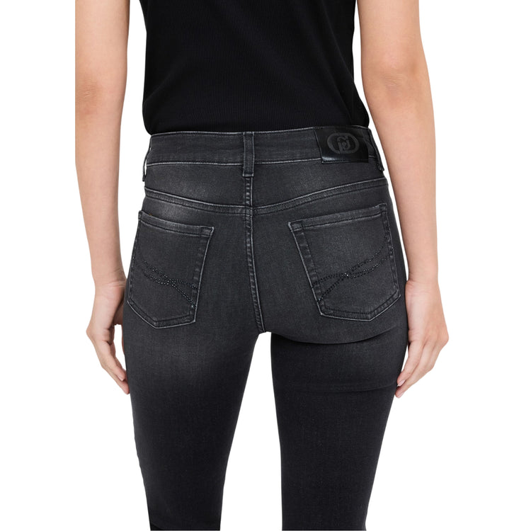 Acquista subito il Jeans Donna, in misto cotone, a vita alta e gamba slim e orlo sfrangiato, firmato Liu Jo su Martini 900: vieni a scoprire tutta la collezione sul nostro sito