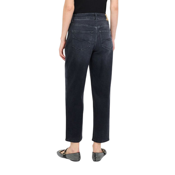 Jeans Donna carrot fit in denim nero modella retro