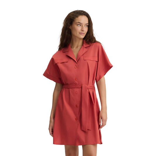 Abito corto chemisier da donna in cotone rosso modella frontale