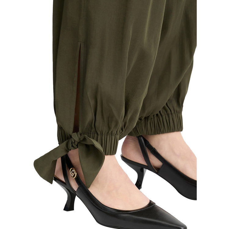 Pantaloni Cargo Donna con fiocchi alle caviglie dettaglio caviglie