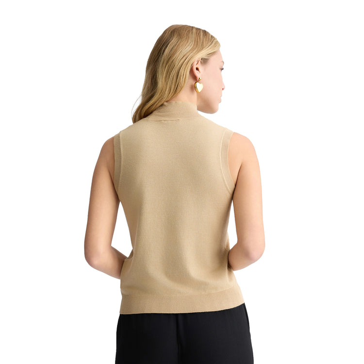 Top Donna in maglia beige con logo e strass modella retro