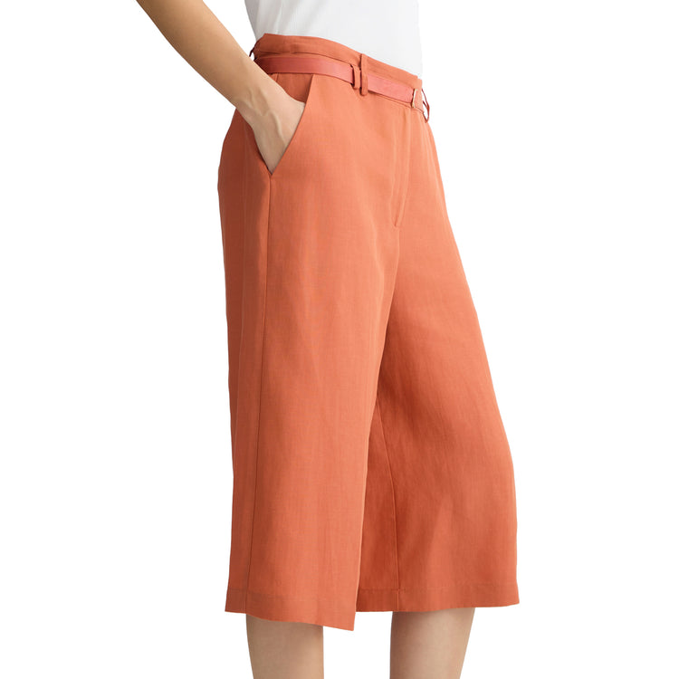 Bermuda Donna in misto lino Arancione modella laterale