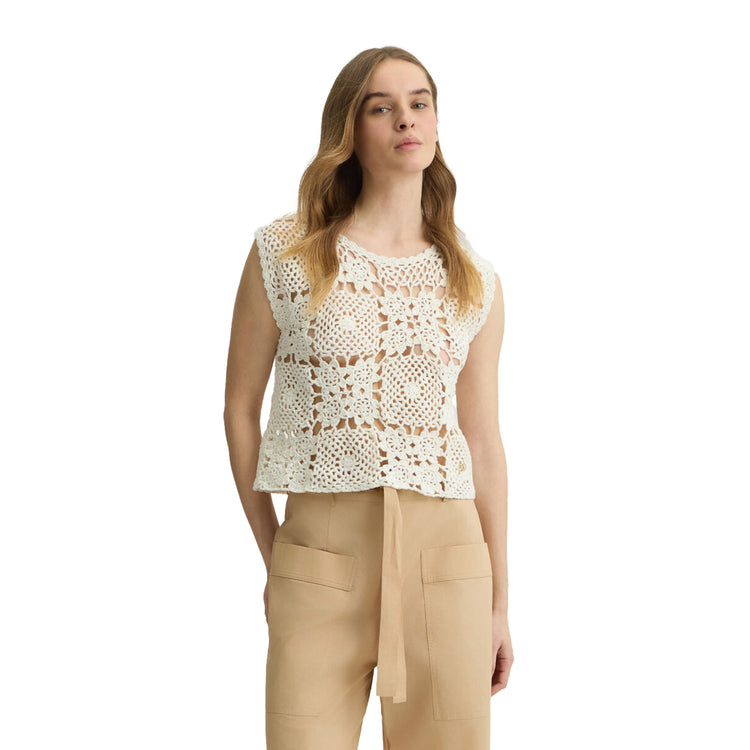 Top Donna in maglia crochet Bianco modella frontale