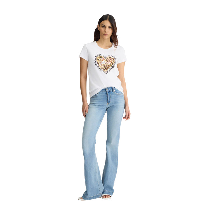 T-shirt Donna Bianca con cuore animalier modella intera frontale