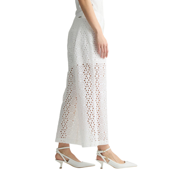 Pantaloni Donna cropped con ricami bianco modella laterale