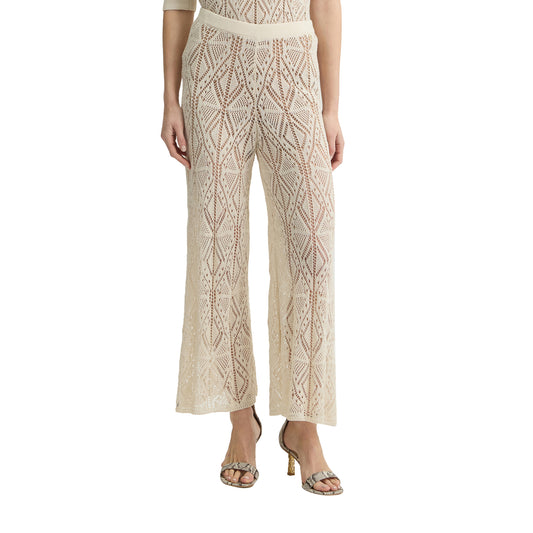 Pantaloni Donna in maglia crochet beige modella frontale