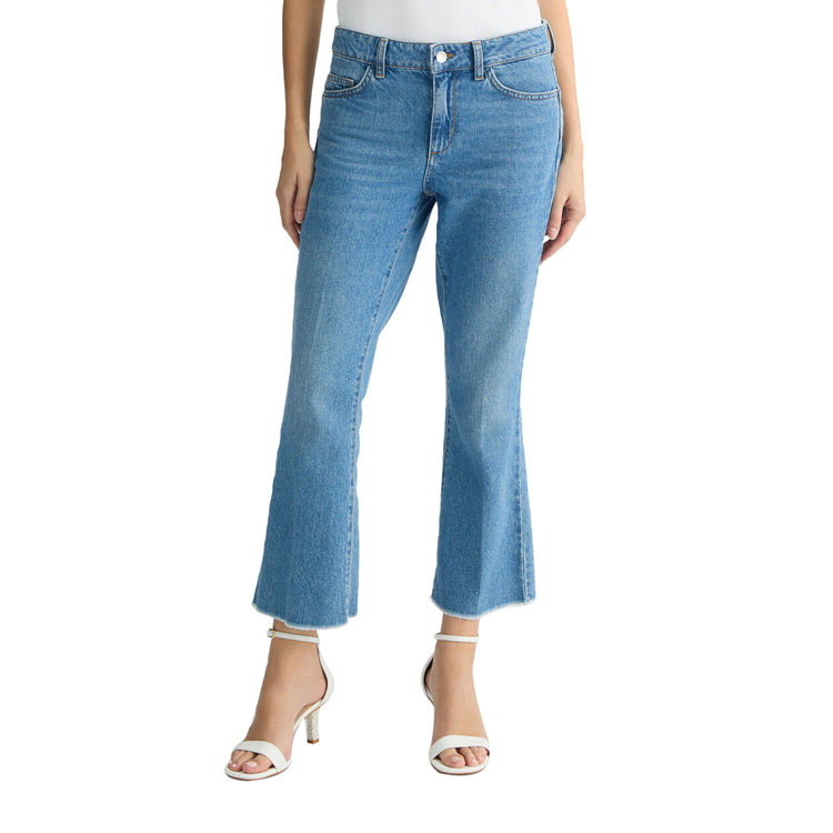 Jeans Donna cropped bootcut a vita alta modella frontale