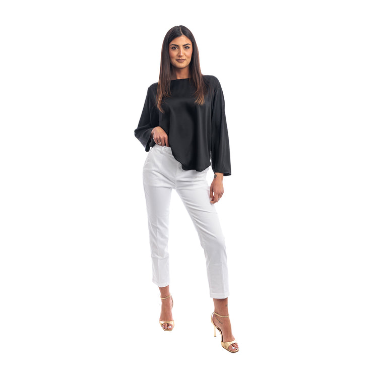 Pantaloni Cropped Donna a vita alta bianco modella intera frontale