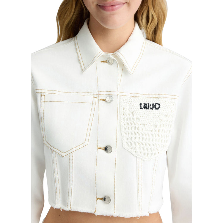 Giacca Donna cropped bianca con ricami modella frontale ravvicinata