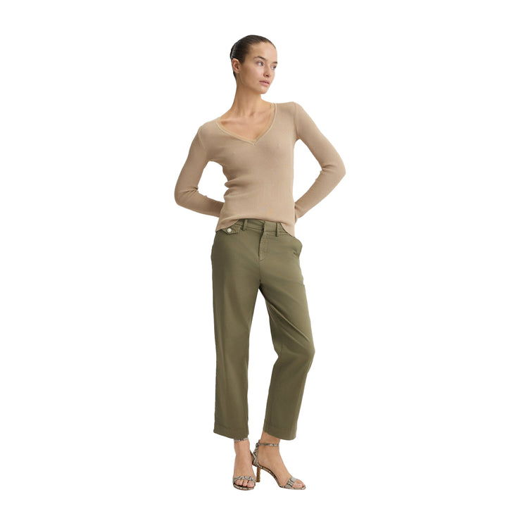 Pantaloni Donna Chino cropped tinta unita verde modella frontale intera