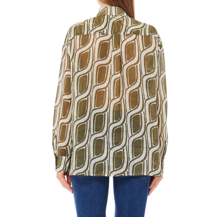 Camicia Donna in tessuto ramiè Verde modella retro