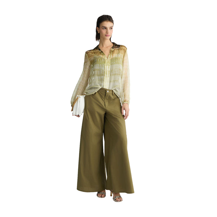 Pantaloni Donna gamba flare Verde oliva modella intera frontale