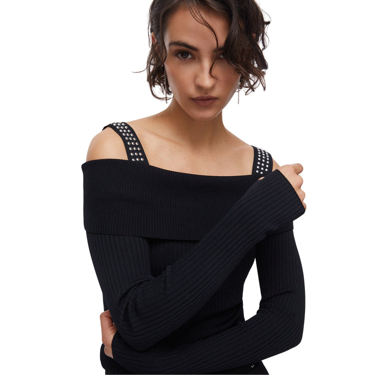Maglia Donna modello off-shoulders Nero modella