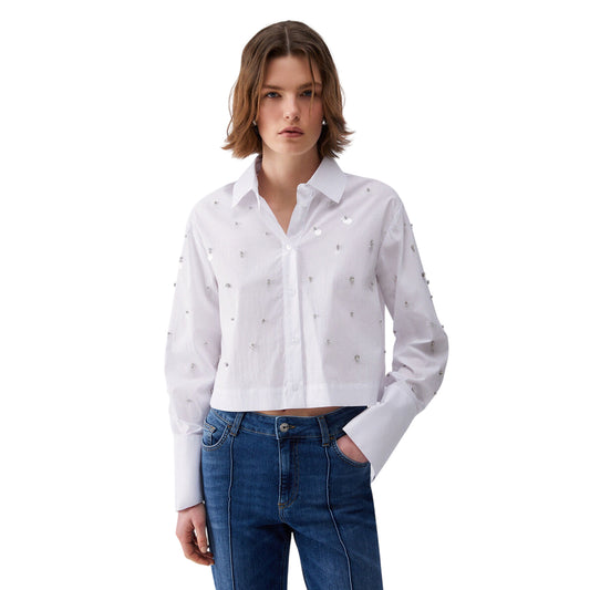 Camicia bianca con paillettes e ricami gioiello