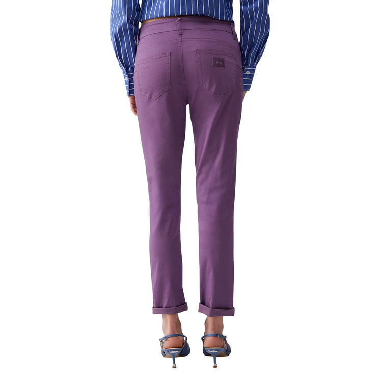 Pantaloni da donna skinny con risvolto in viola