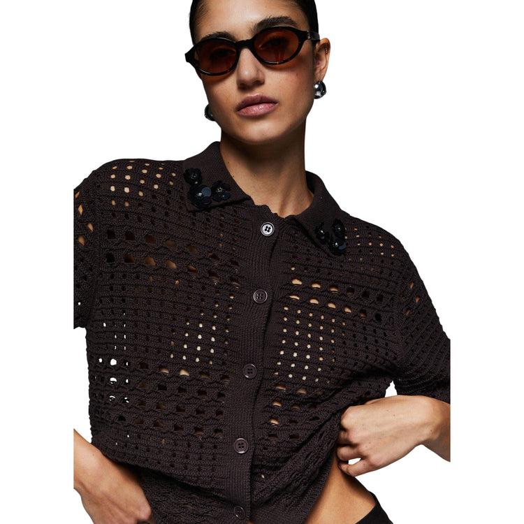 Maglia forata marrone in crochet