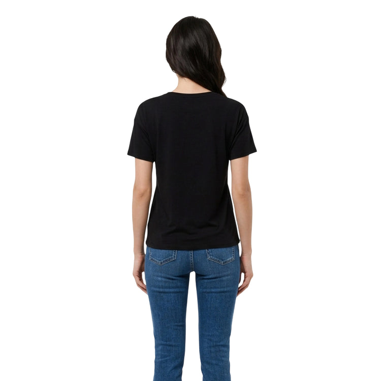 T-shirt nera da donna con stella ricamata