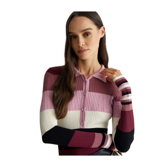 modella frontale con Maglia Donna a righe con colletto polo