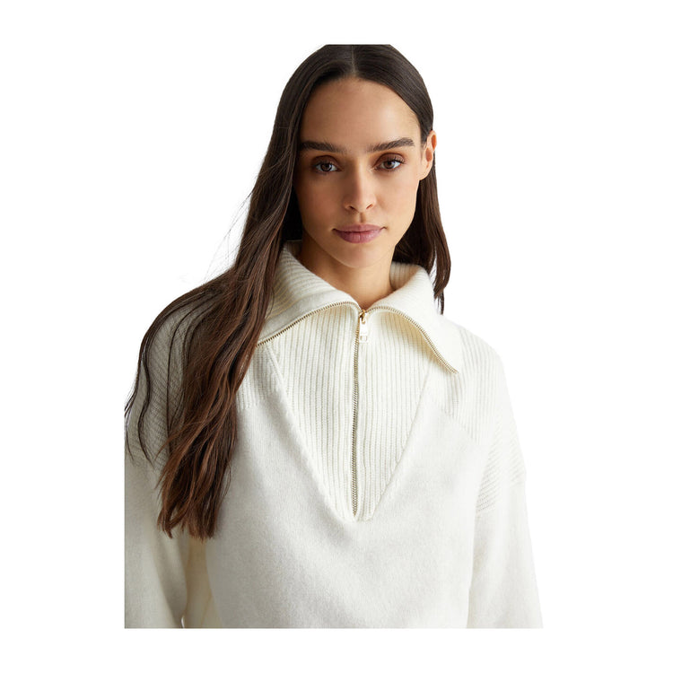 Maglia Donna in Lana con zip Bianco modella frontale ravvicinata