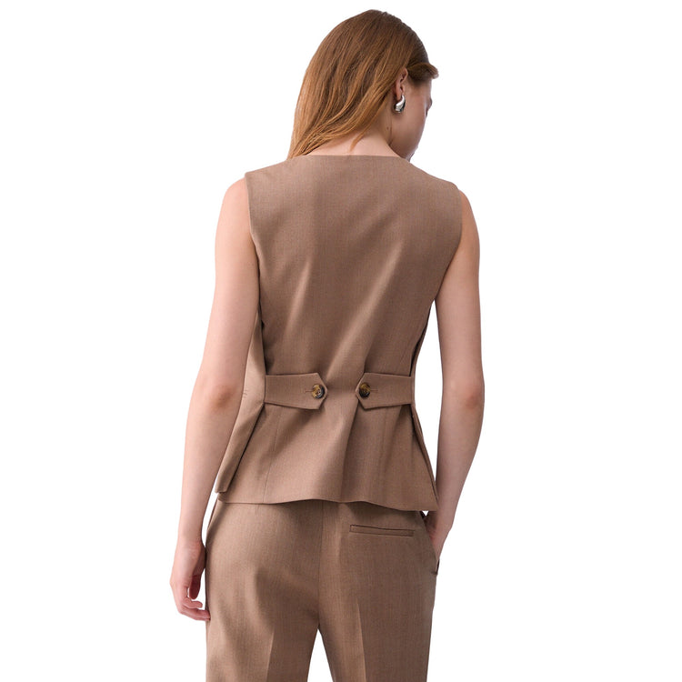 Gilet Donna con alamari posteriori Beige modella retro