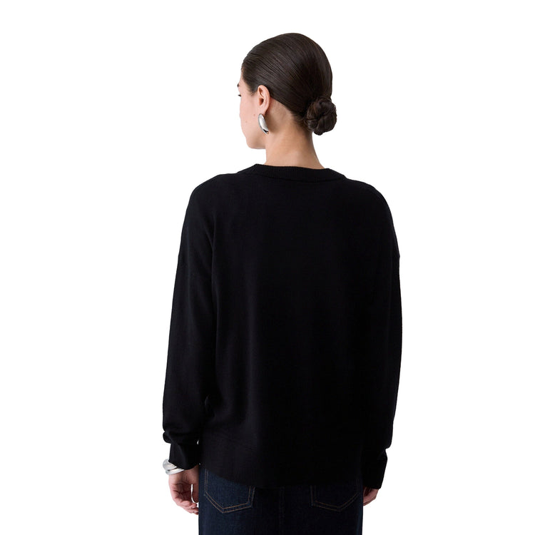 Maglia girocollo Donna Nero modella retro
