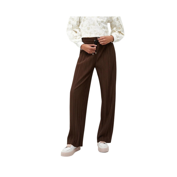 Women's trousers with pleated pattern
