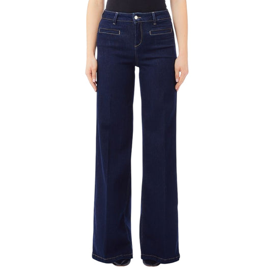 Jeans Donna con inserto elastico sul retro modella frontale