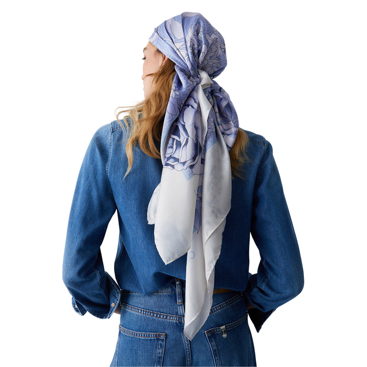 Foulard grande in tessuto a fiori azzurro