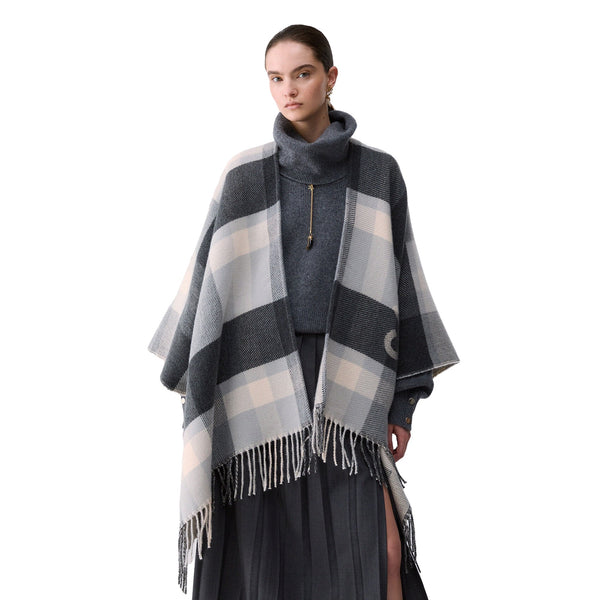 Poncho Donna check jacquard grigio modella frontale