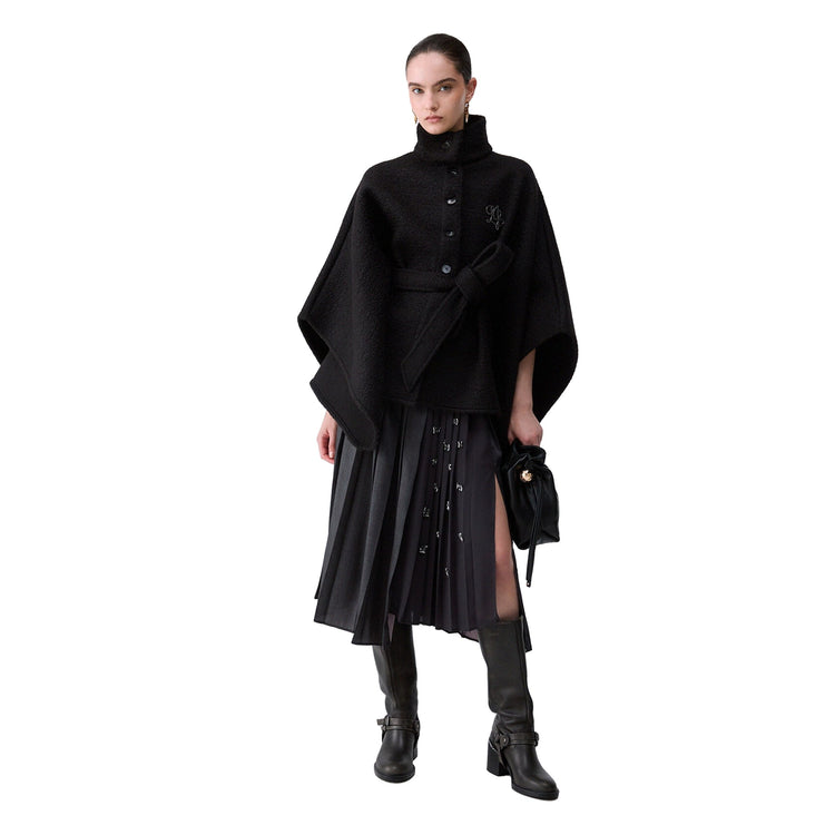 Poncho Donna con cintura in vita Nero modella intera frontale