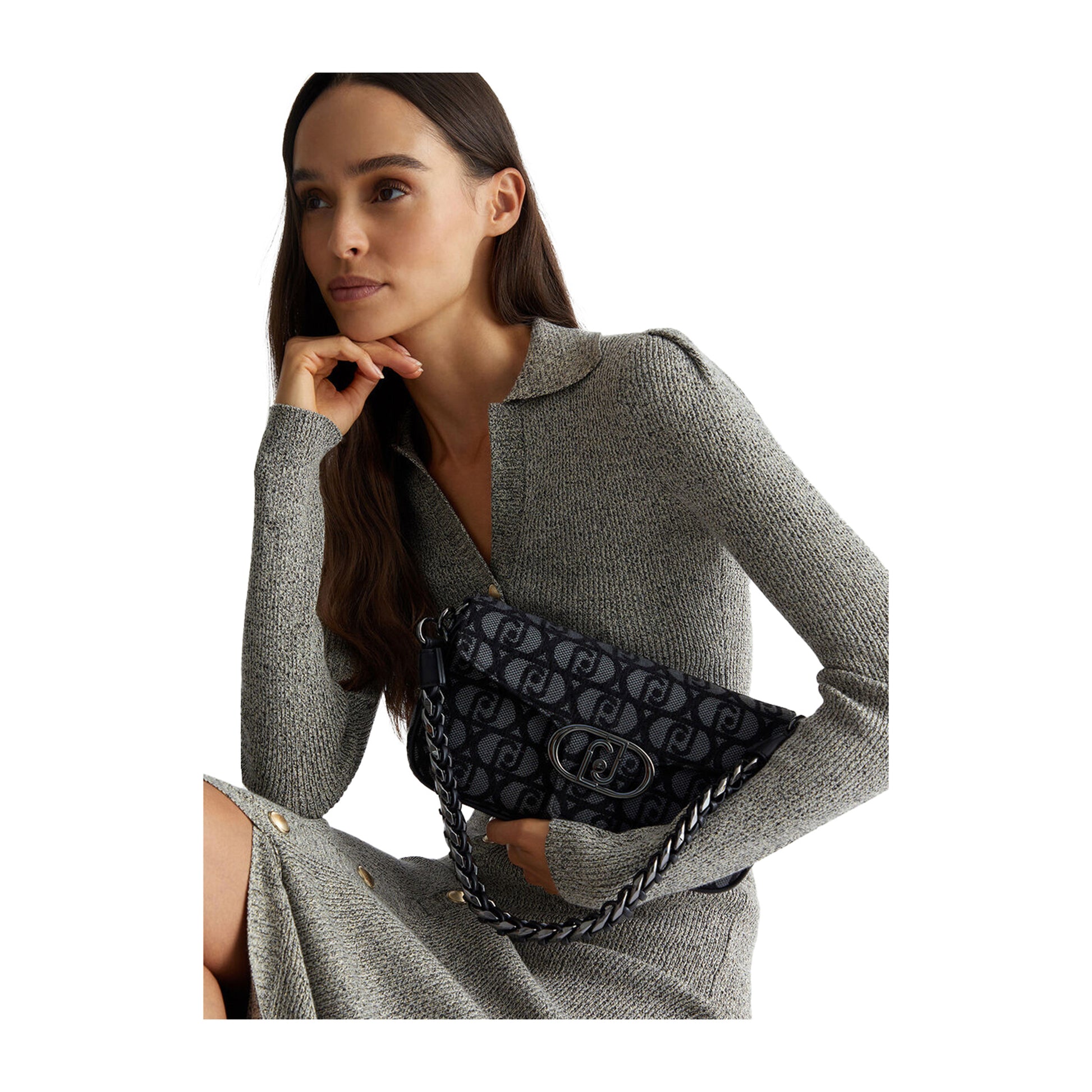 modella con Borsa a spalla Donna in tessuto jacquard nero