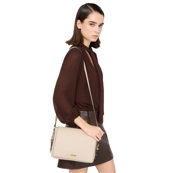 Borsa a tracolla Donna in tinta unita su modella