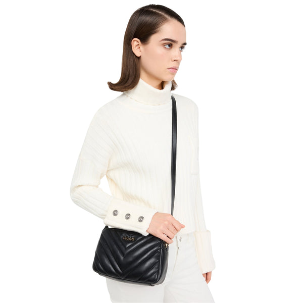 Borsa a tracolla Donna matelassé Nero su modella