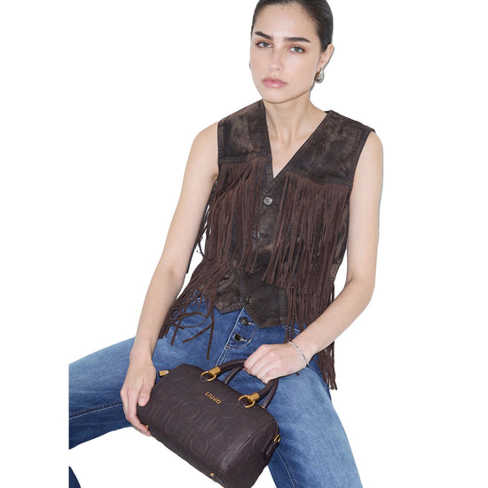 Borsa a mano Donna con logo a rilievo marrone, modella