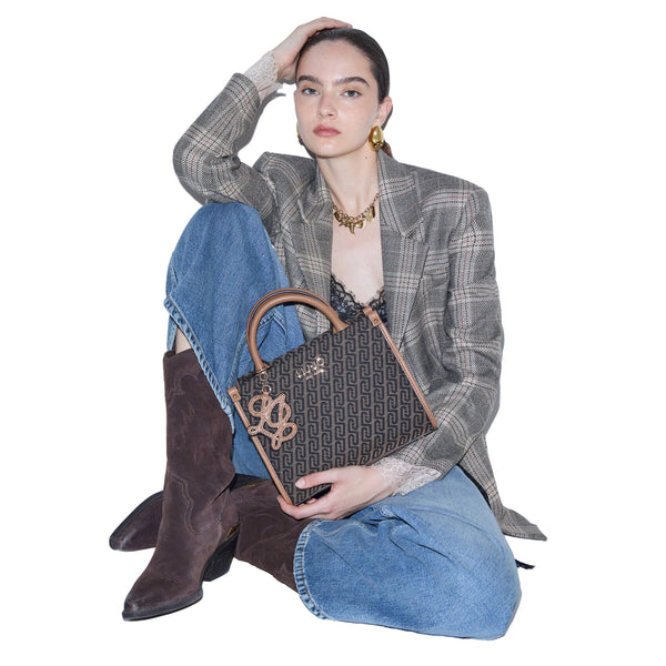 Borsa a mano Donna in tessuto jacquard logato modella