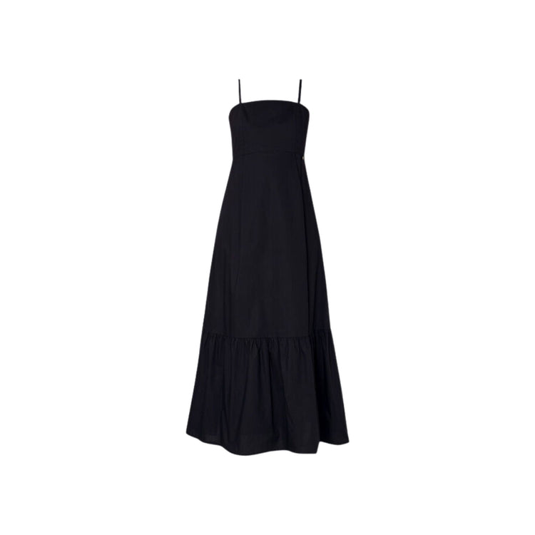 Long women's dress with bow