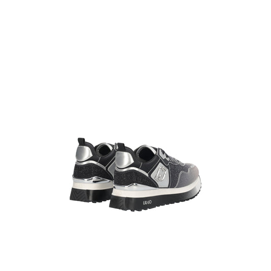 Acquista subito la Sneakers Donna,  con inserti effetto laminato, lacci piatti dégradé, e logo metallico applicato sul lato, firmate LiuJo su Martini 900: vieni a scoprire tutta la collezione sul nostro sito