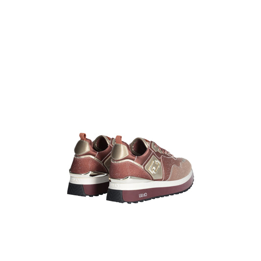 Acquista subito la Sneakers Donna,  con inserti effetto laminato, lacci piatti dégradé e logo LJ metallico applicato sul lato, firmate Liu Jo su Martini 900: vieni a scoprire tutta la collezione sul nostro sito