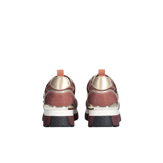 Acquista subito la Sneakers Donna,  con inserti effetto laminato, lacci piatti dégradé e logo LJ metallico applicato sul lato, firmate Liu Jo su Martini 900: vieni a scoprire tutta la collezione sul nostro sito