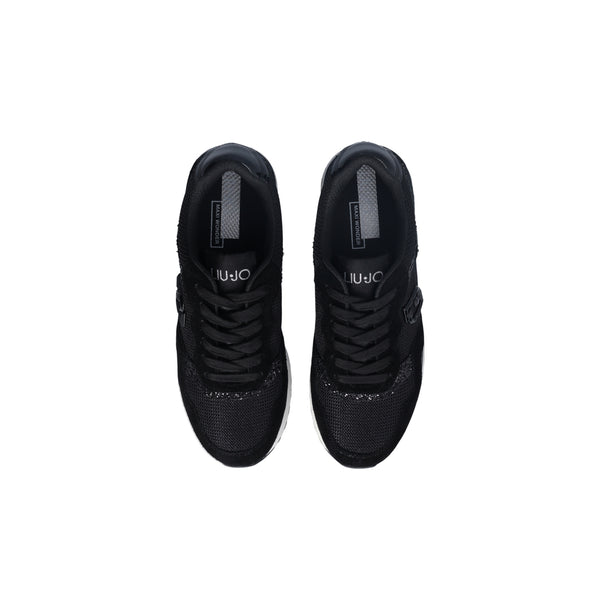 Acquista subito le Sneakers Donna, con inserti in suede e dettagli glossy in vernice, logo e  monogram applicato sul lato, firmate LiuJo su Martini 900: vieni a scoprire tutta la collezione sul nostro sito