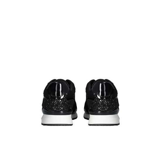 Acquista subito le Sneakers Donna, con inserti in suede e dettagli glossy in vernice, logo e  monogram applicato sul lato, firmate LiuJo su Martini 900: vieni a scoprire tutta la collezione sul nostro sito