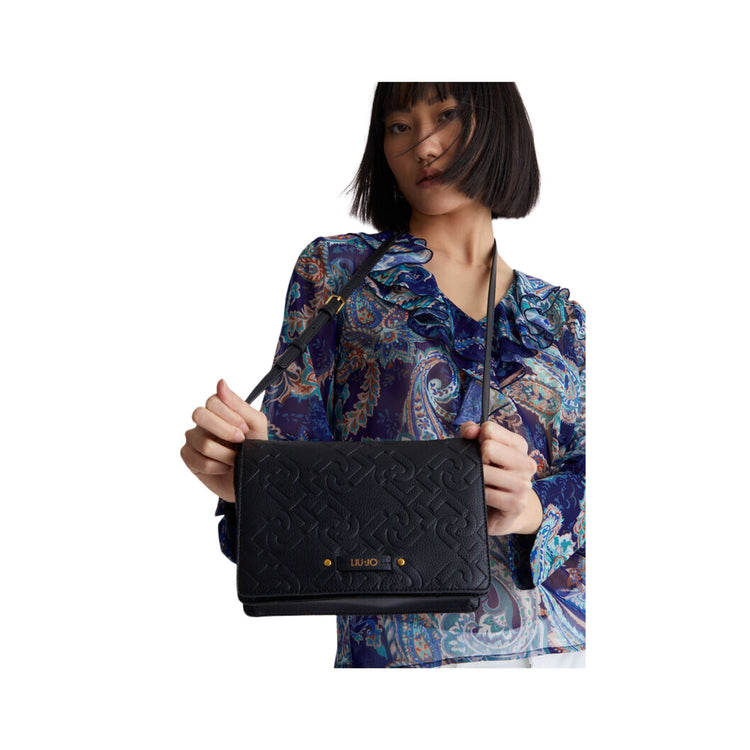 Women's shoulder bag with logo motif