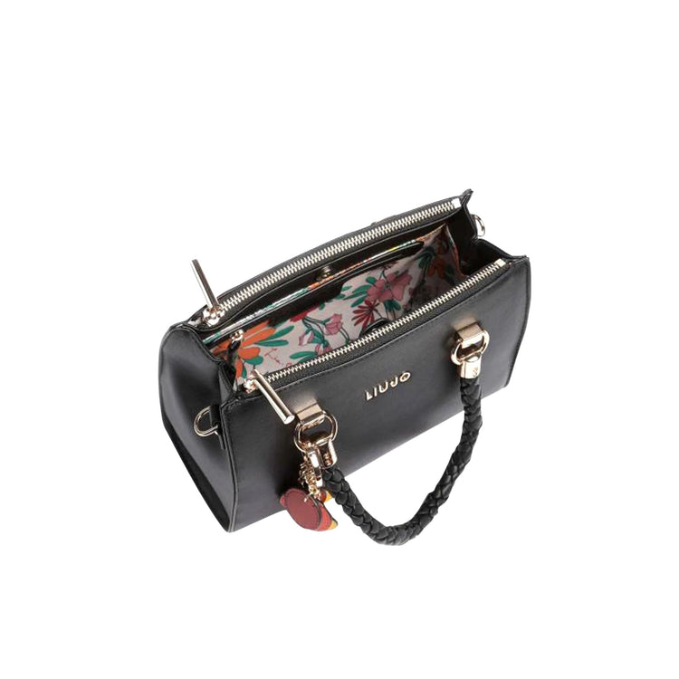 Women's bag with braided handles