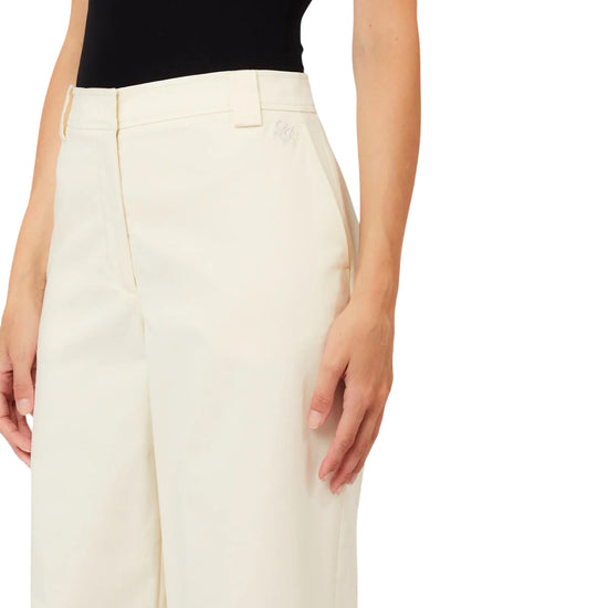 Pantalone Donna con risvolto al fondo dettaglio