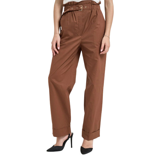 Pantalone Donna con cintura sur ton in vita marrone modella frontale