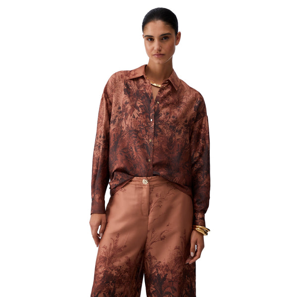 Camicia Donna in twill stampato sfumato modella frontale