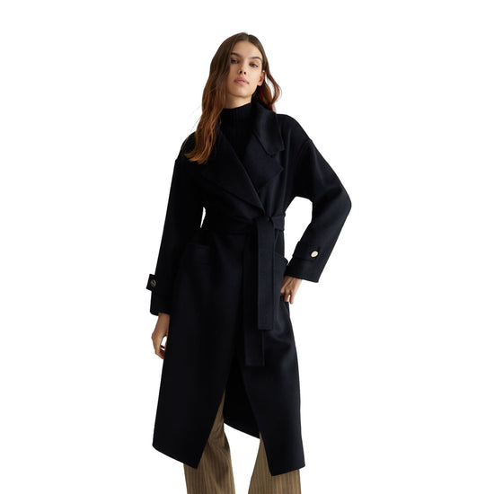 Cappotto Donna misto lana con cintura Nero modella frontale