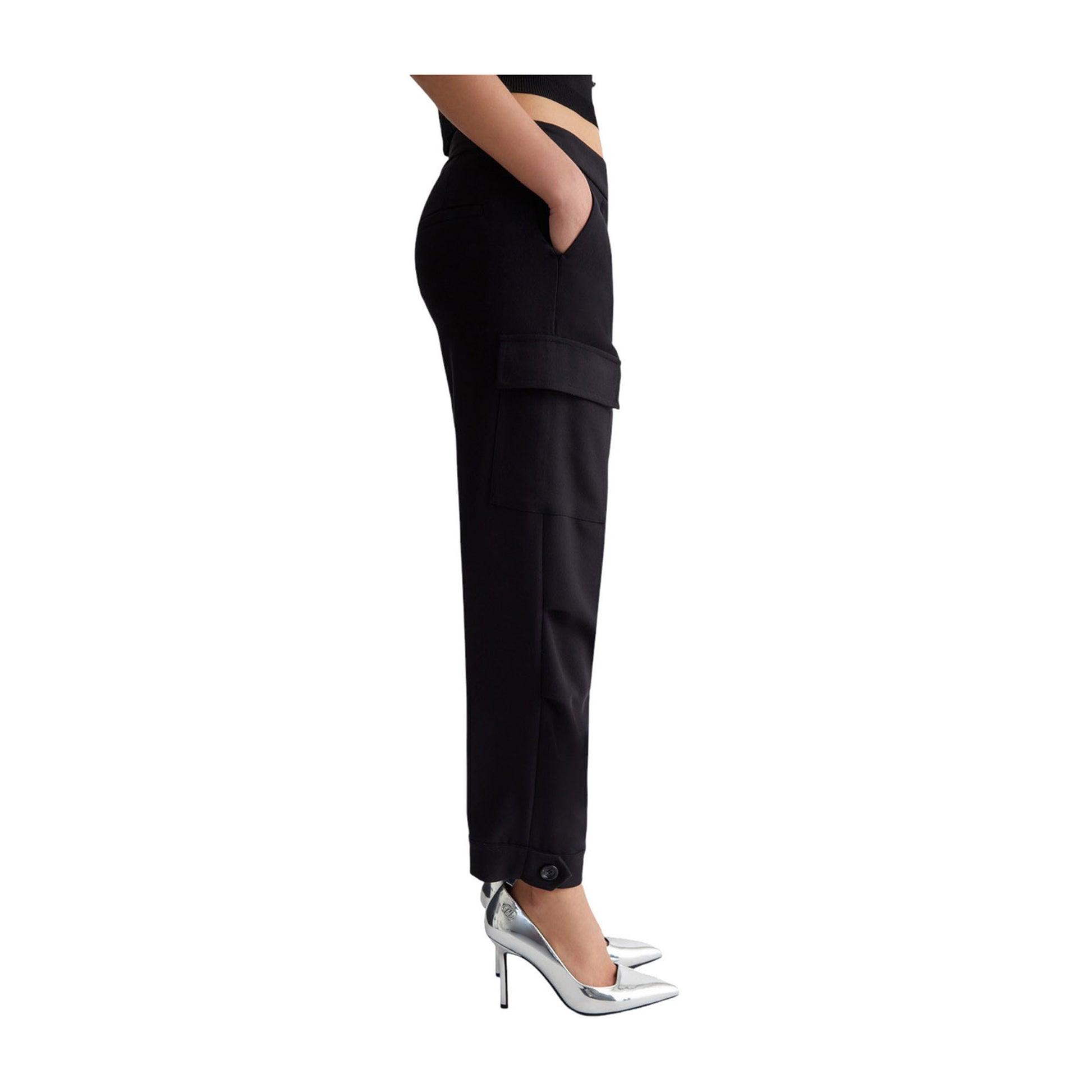 Pantaloni cropped Donna con tasche neri laterale