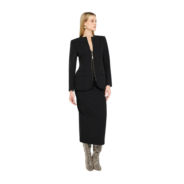 Blazer Donna con zip frontale Nero modella intera frontale