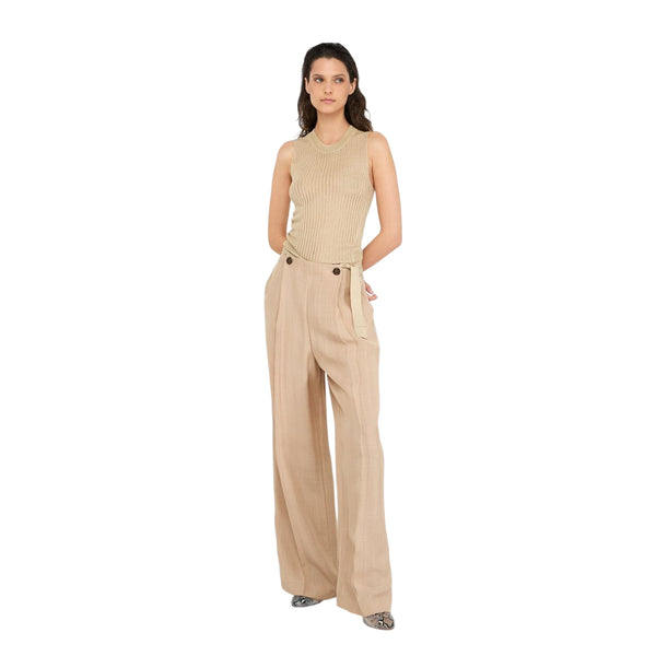 Top Donna in maglia lurex oro modella intera frontale